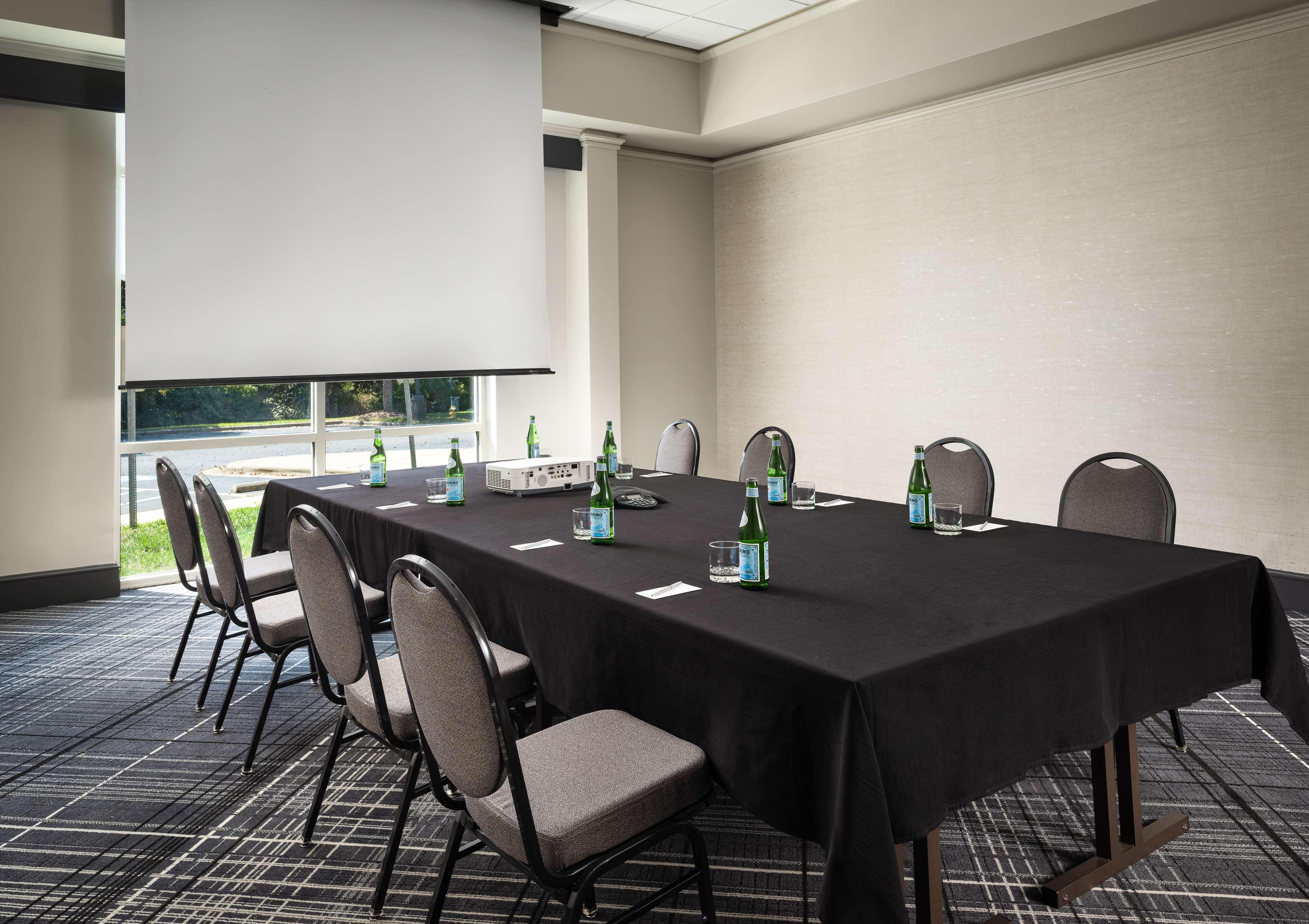 Hilton Charlotte Airport Hotel Luaran gambar