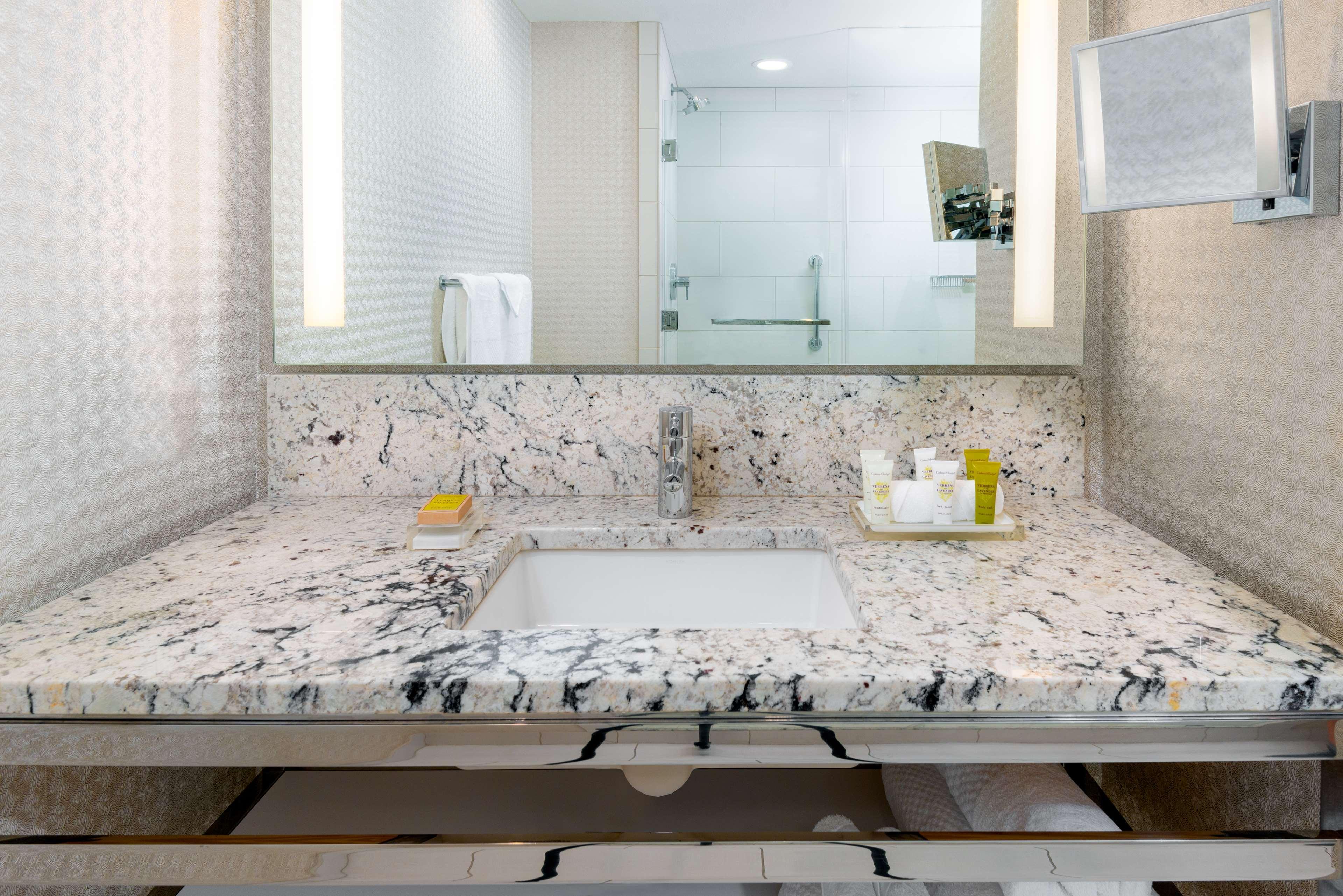 Hilton Charlotte Airport Hotel Luaran gambar